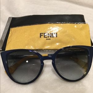 Fendi Paradeyes Sunglasses